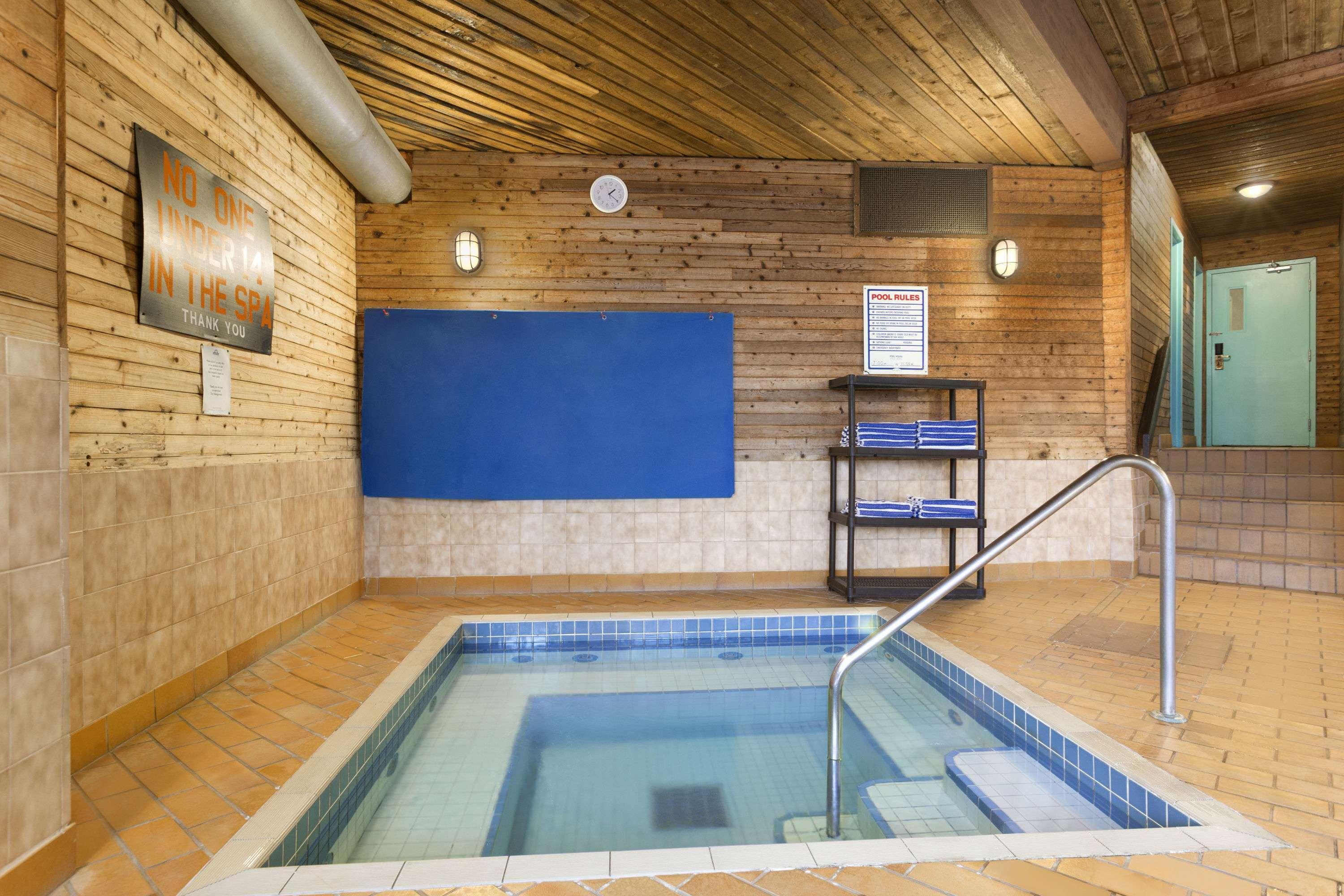 Days Inn By Wyndham נאנאימו מראה חיצוני תמונה